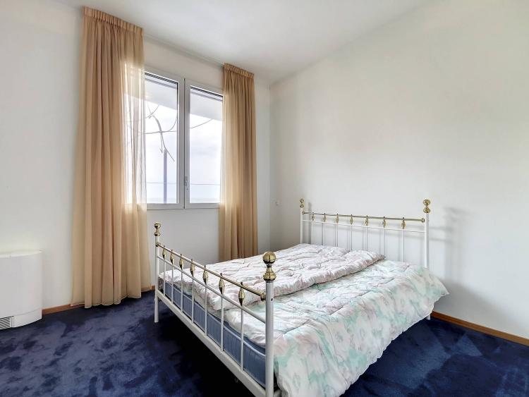 Appartement de 3.5 pièces avec vue spectaculaire sur le lac