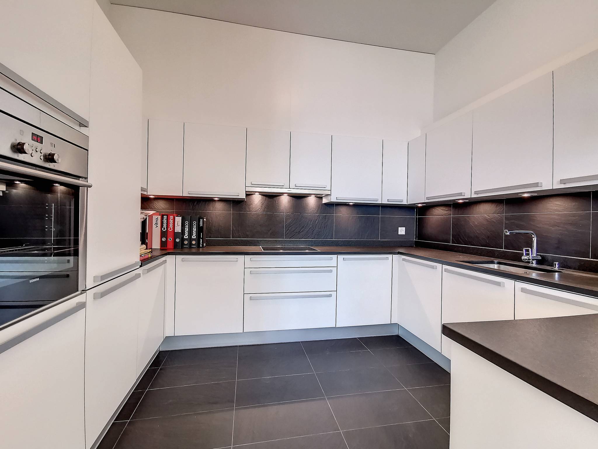 Appartement de 3.5 pièces avec vue spectaculaire sur le lac