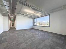 Bureau Plug & Play de 337 m² – Atrium Park, Meyrin