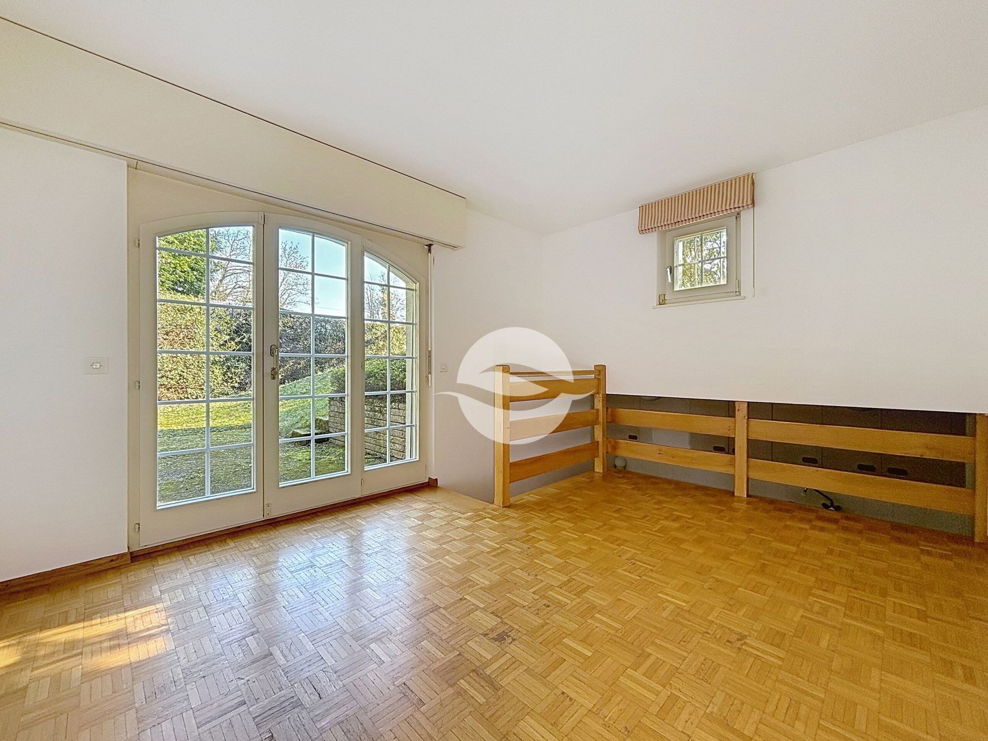 Superbe villa jumelle de standing de 7.5 p. avec bouée d’amarrage