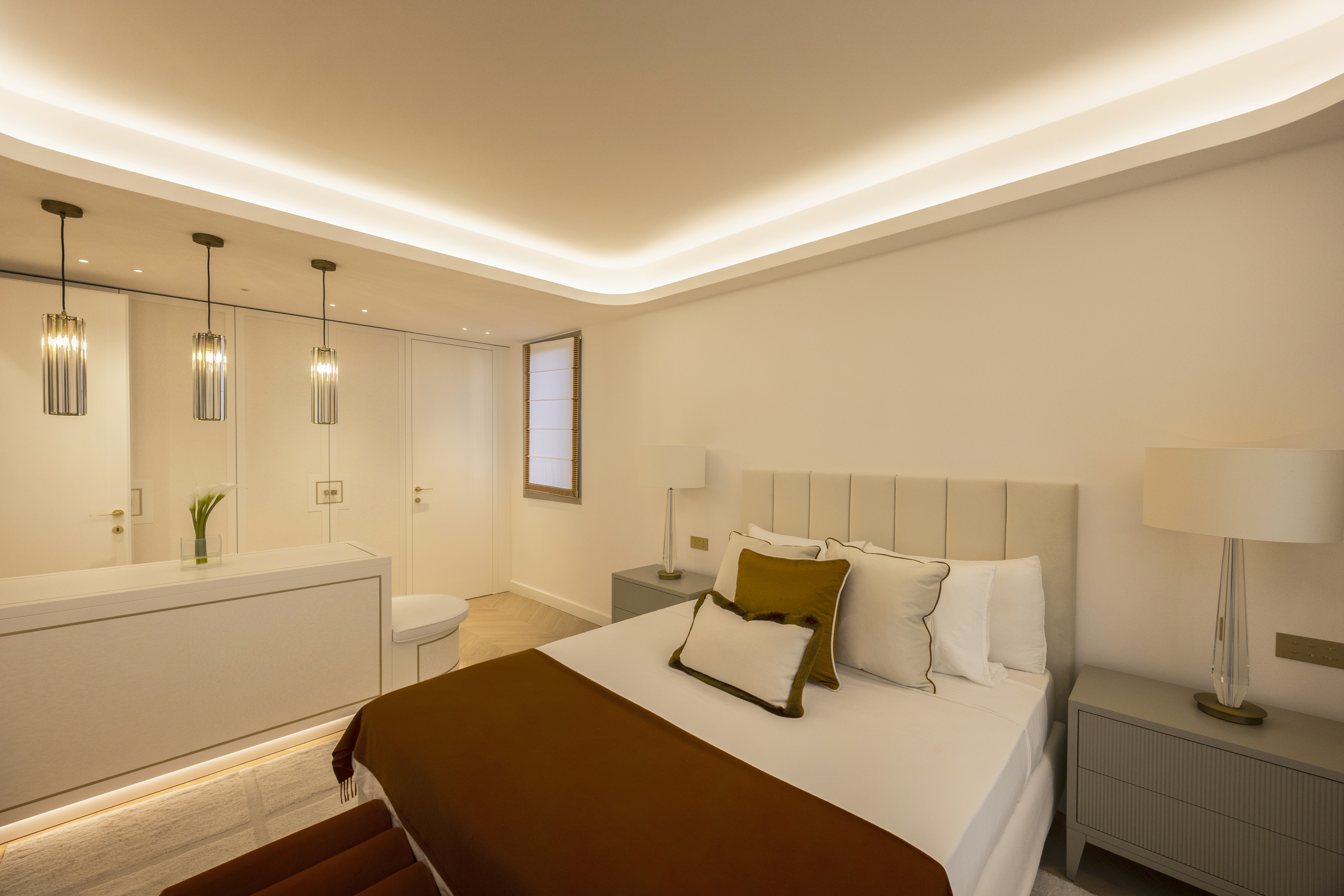 FONTVIEILLE - GRAND APPARTEMENT VU SUR LE PORT - GIORGIONE