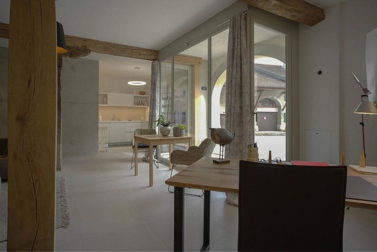 Immeuble historique entièrement rénové comprenant 3 appartements