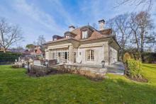 Propriété de prestige au calme, à deux pas du centre-ville