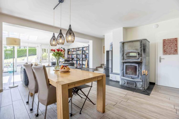 Magnifique villa individuelle de 4 pièces 1/2 avec studio indépendant sur très belle parcelle de 1'240 m2