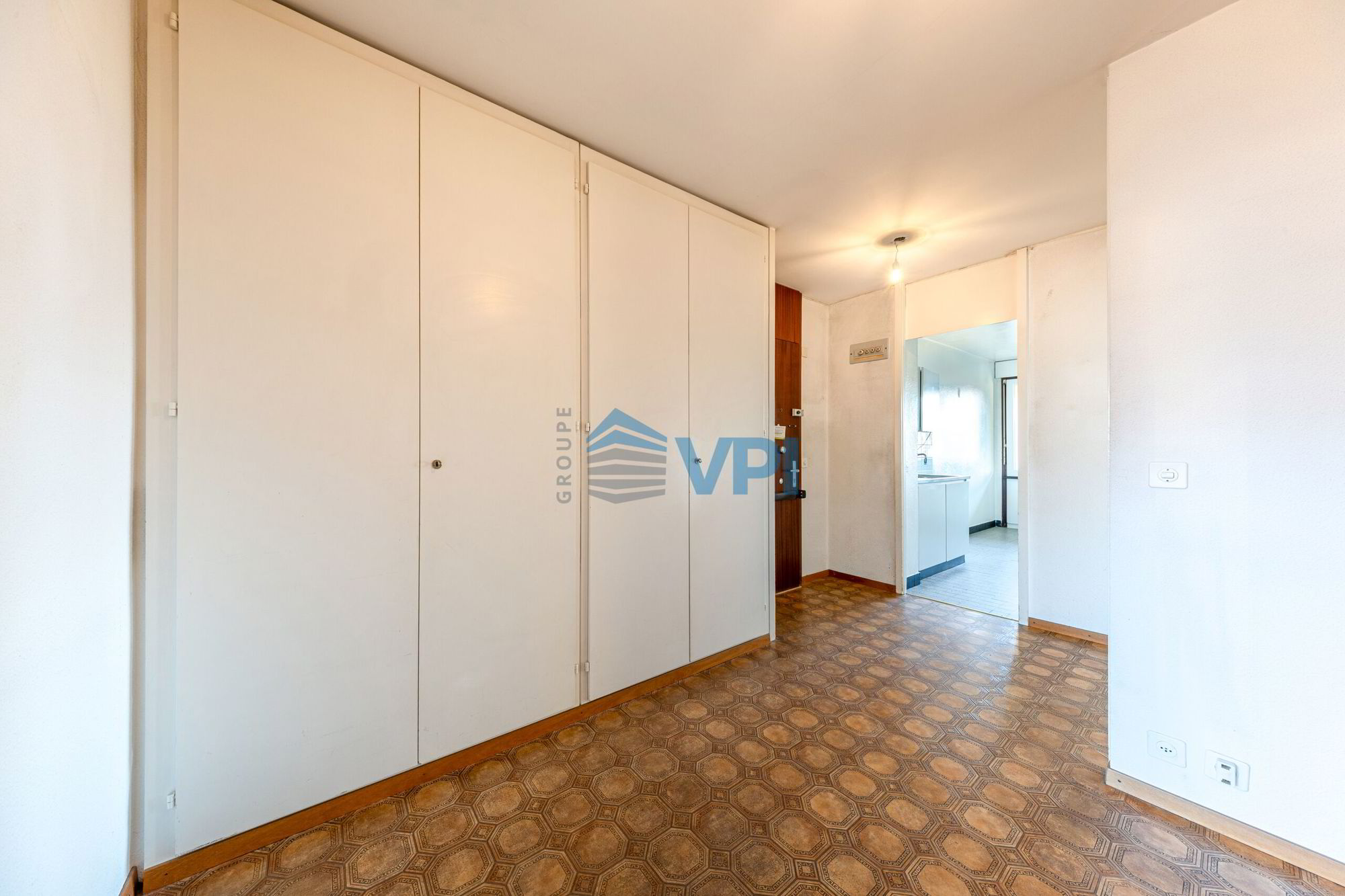 BEL APPARTEMENT DE 4 PIÈCES AVEC LOGGIAS ET VUE SUR LE SALÈVE
