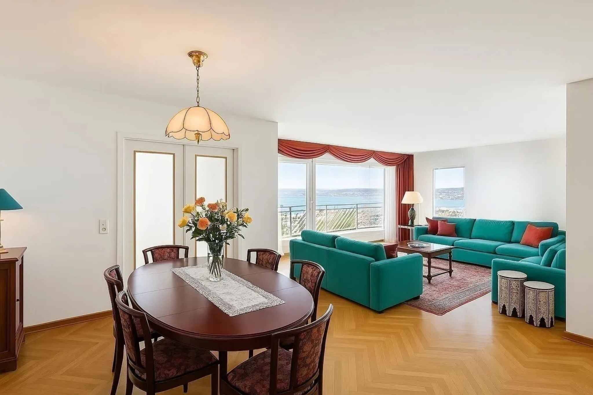 En exclusivité ! Spacieux appartement avec grand balcon et vue imprenable !