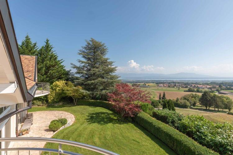 House for sale, District de Nyon (Givrins, Switzerland)
