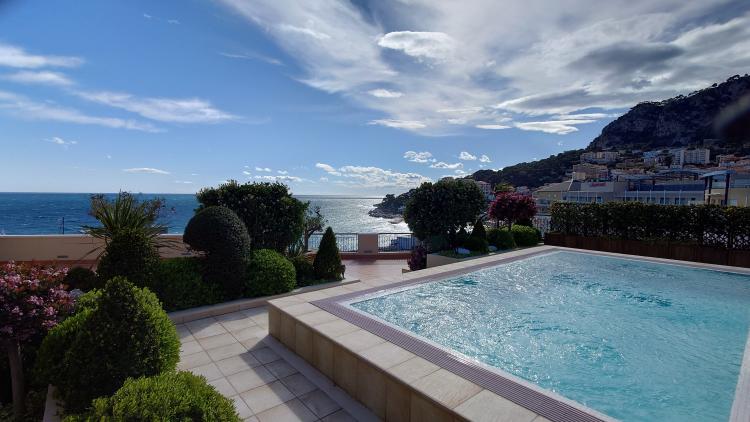Appartement exceptionnel  avec piscine privative et vue panoramique mer !