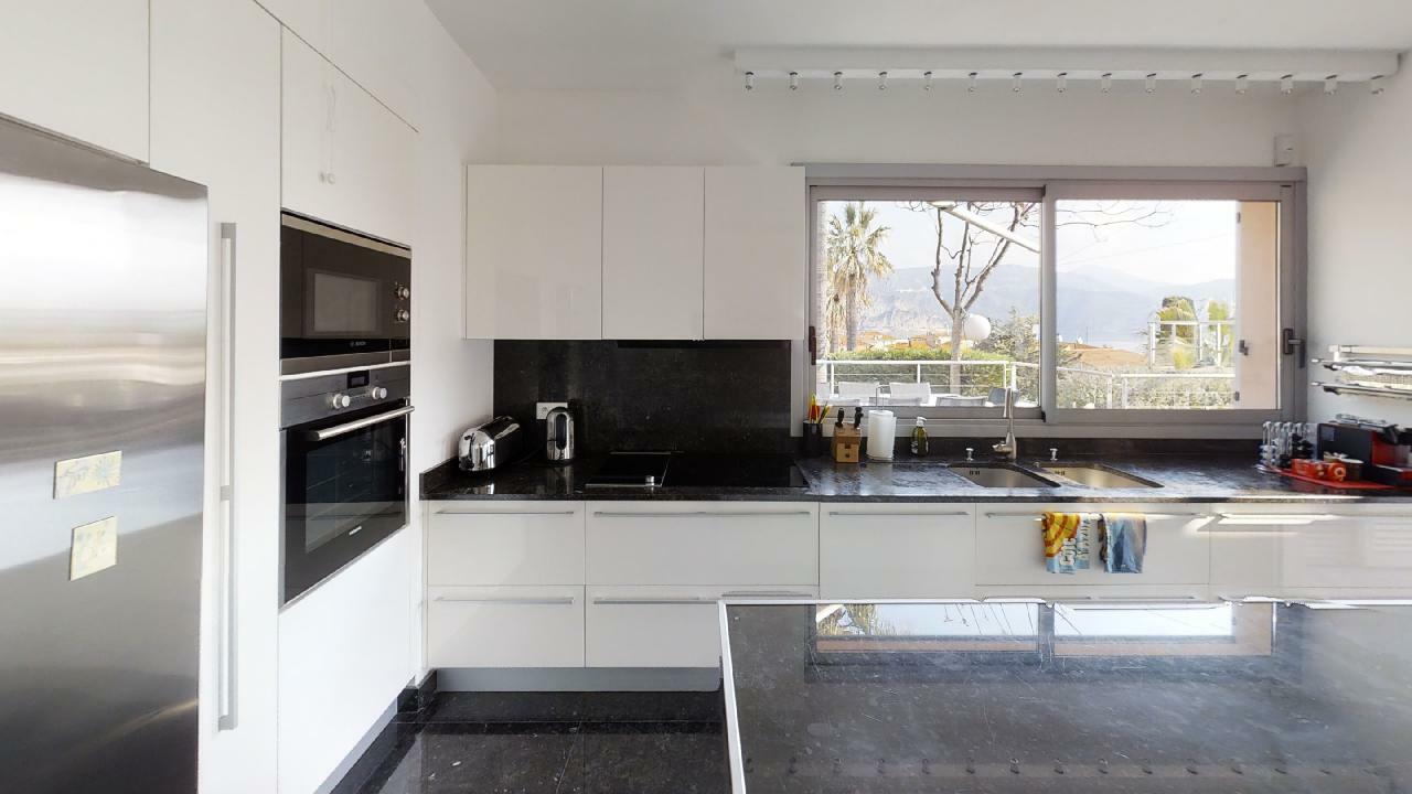 s9H6p_inspi-9-kitchen-1621328752.jpg