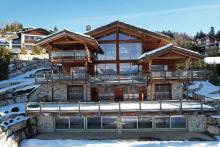 Magnifique chalet avec vue panoramique (vendu brut)