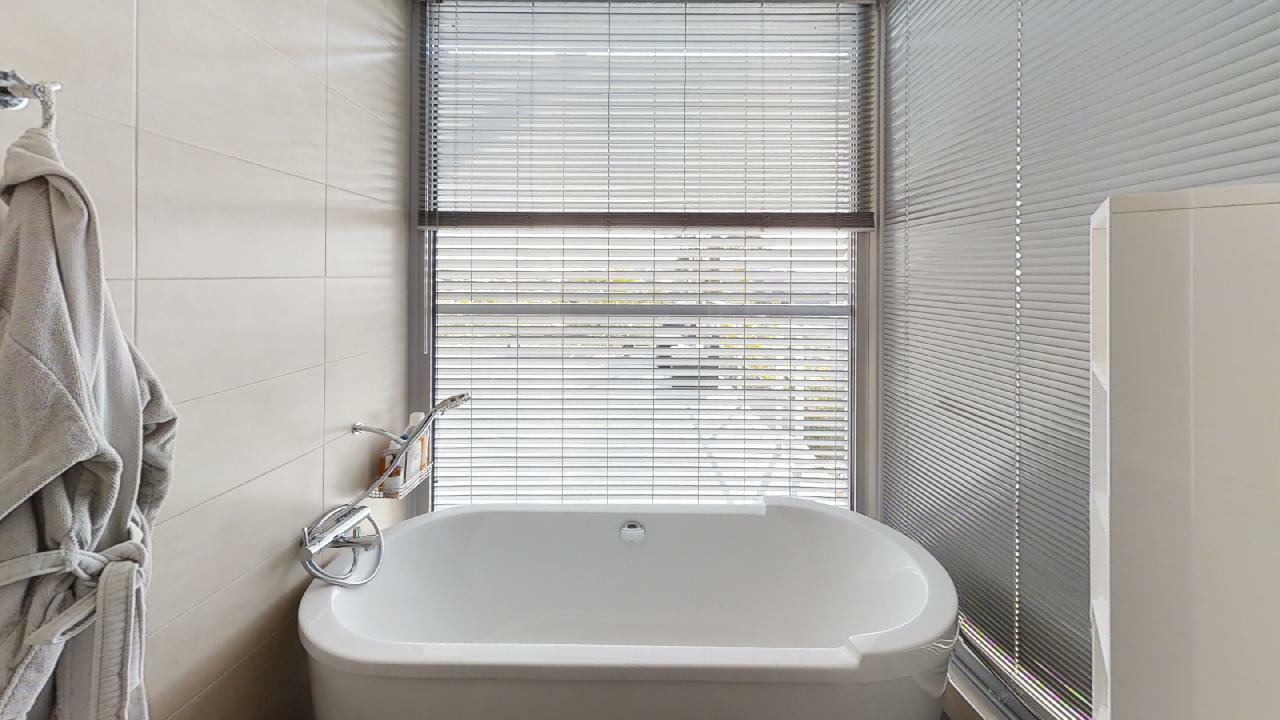 sKOFL_inspi-9-bathroom-1--1621328751.jpg