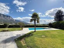 Belle villa entièrement rénovée avec piscine