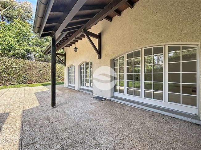 Hervorragende luxuriöse Doppelvilla von 7,5 Fuß mit Festmachboje