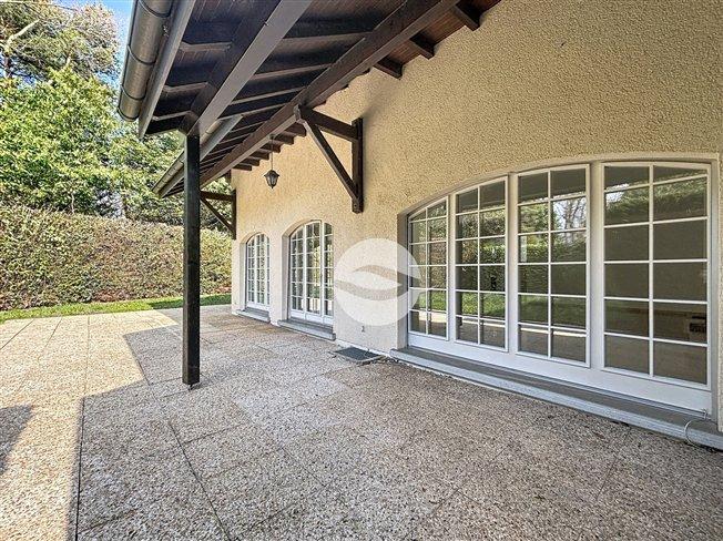 Hervorragende luxuriöse Doppelvilla von 7,5 Fuß mit Festmachboje