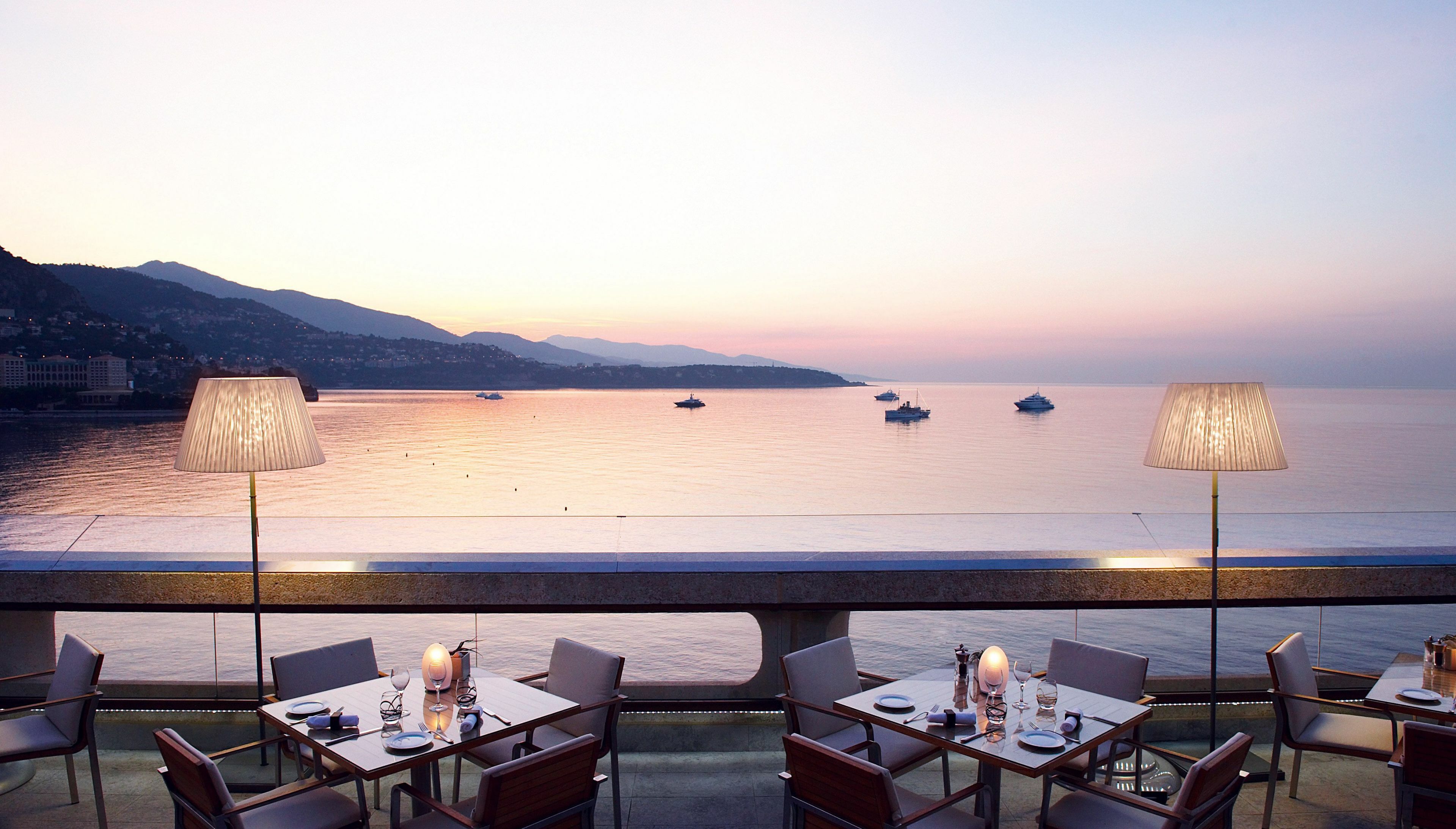 T9SSU_fairmont-montecarlo-restaurant-1693298153.jpg