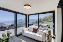 Idéale pour une famille ! Villa individuelle contemporaine avec vue imprenable