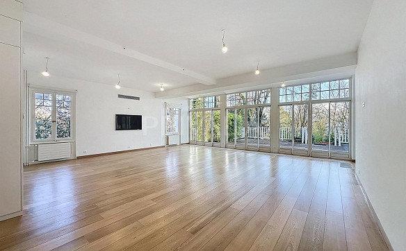 Ravissante villa familiale individuelle au coeur du village de Vand...
