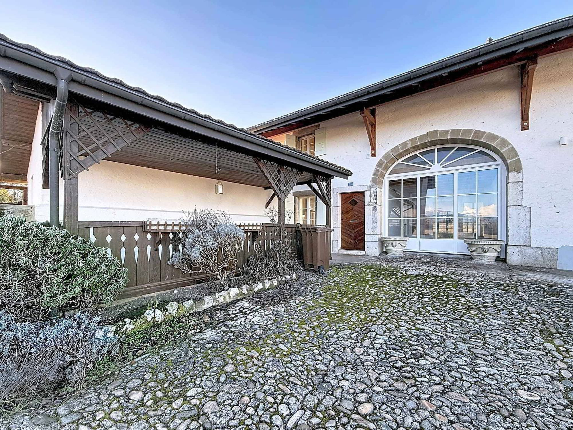 En EXCLUSIVITÉ Magnifique maison authentique au charme indéniable