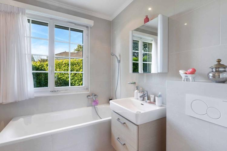 Splendide propriété d'environ 340 m² située dans un quartier très recherché !