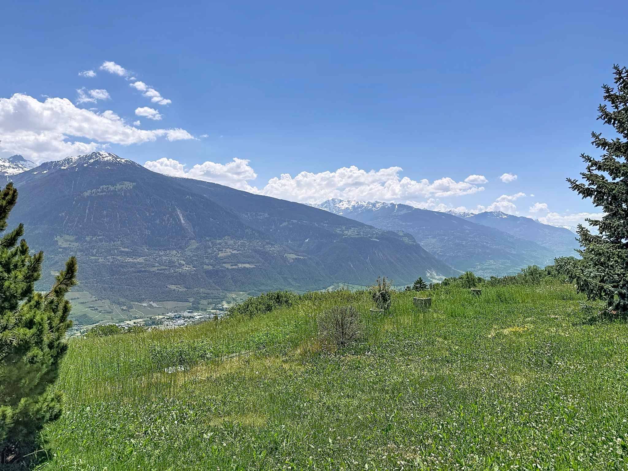 Splendide villa individuelle avec vue panoramique et dépendance