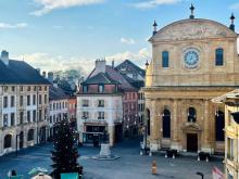 Surface commerciale d’exception de 115 m² à louer. Centre historique d’Yverdon-les-Bains