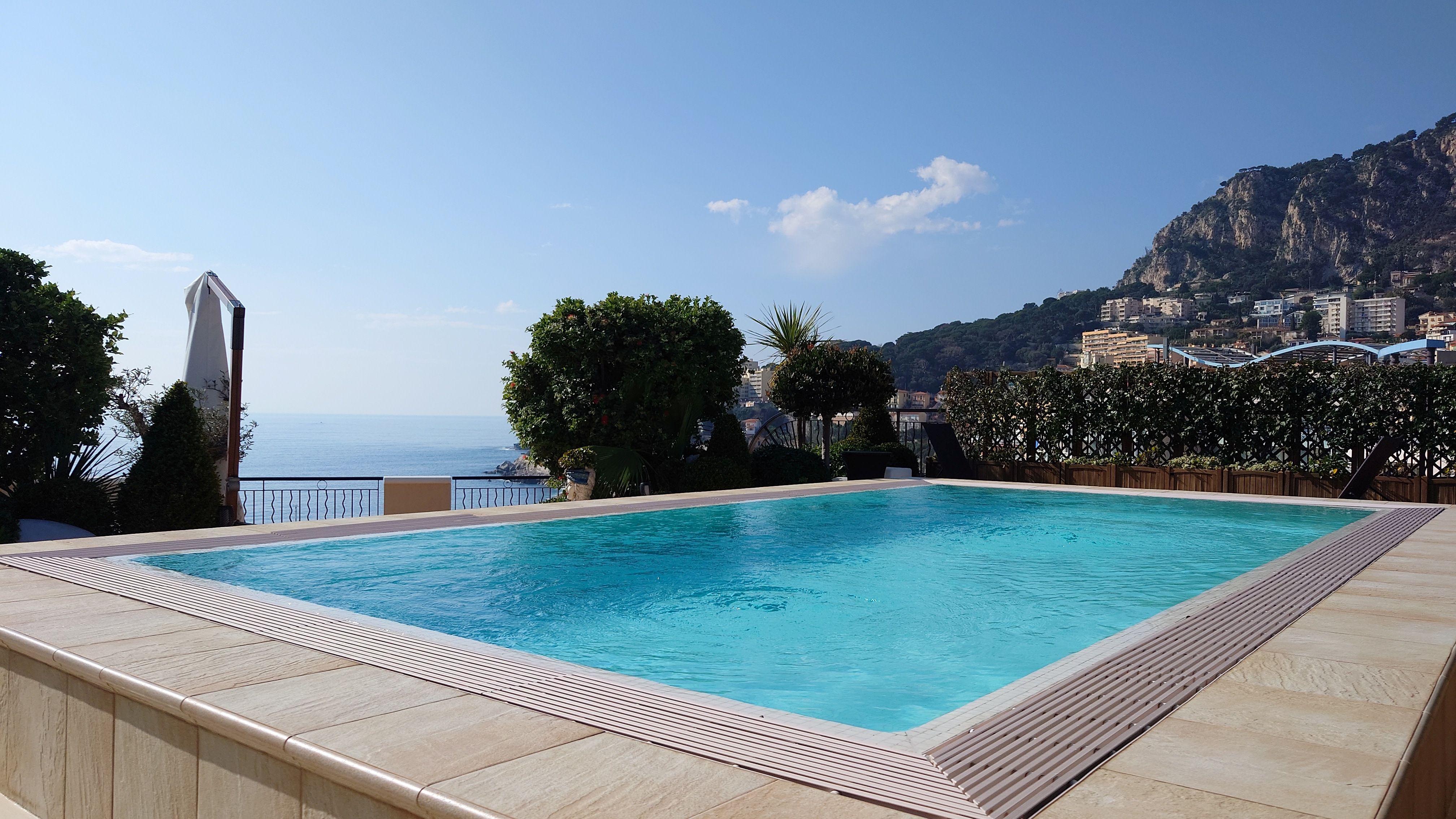 YGWVx_piscine-1776438010.jpg