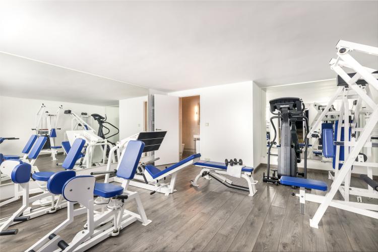 Z4jQN_villa-monaco-19.gym-1646045206.jpg
