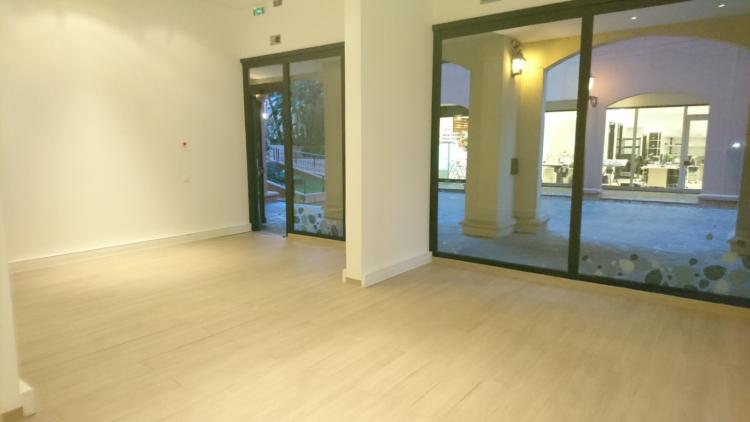 zDkgc_piece-principale-vitrine-moyen--1724427285.jpg