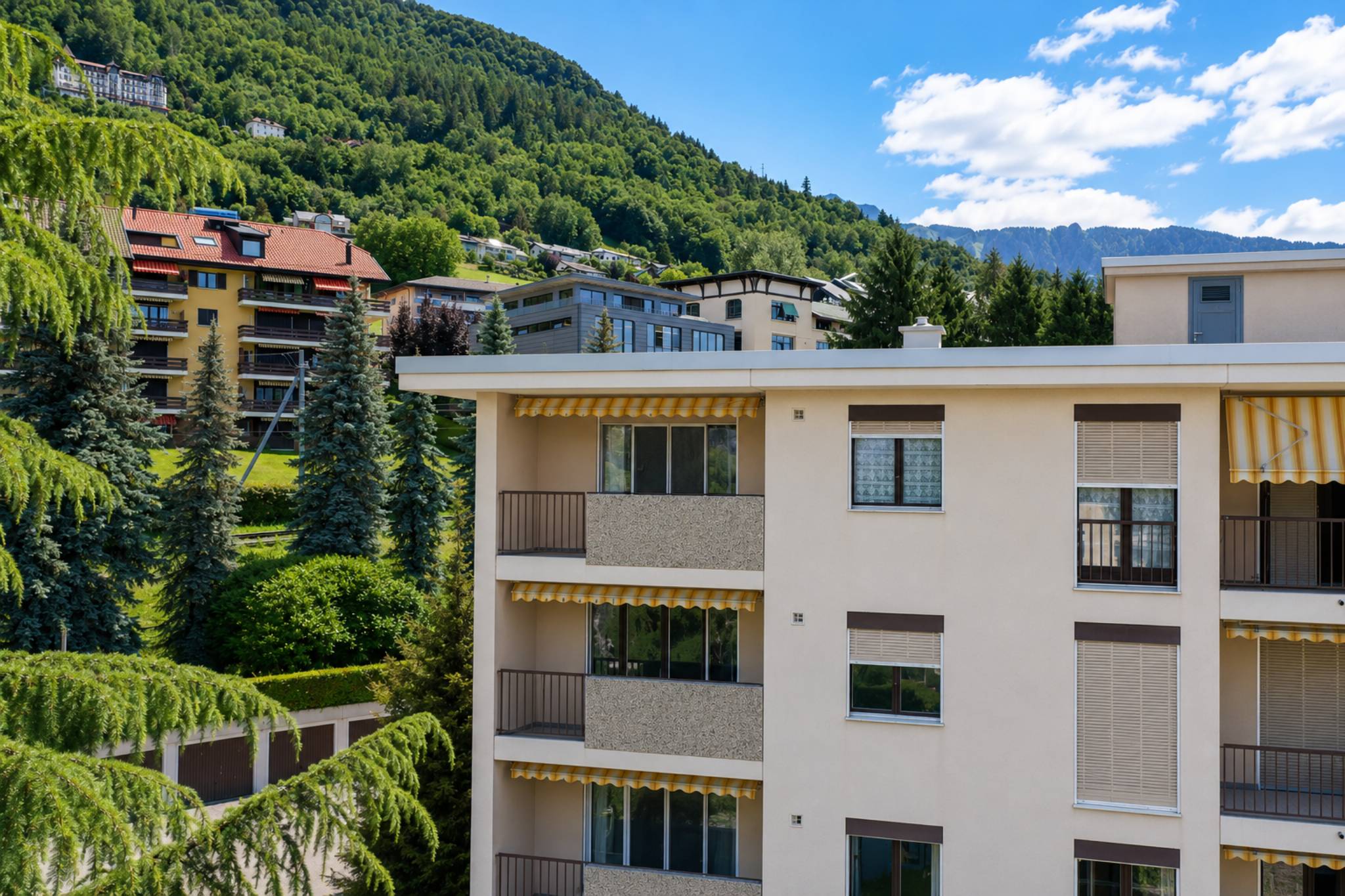 Au dernier étage, appartement de 3.5 pièces avec vue lac